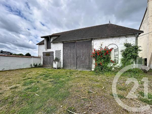Maison à vendre  5 pièces - 127,70 m 2   ST POURCAIN SUR SIOULE  - 03