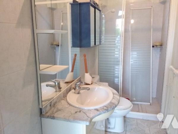 PROCHE CENTRE VILLE DE CONTRES, PROCHE TOUS COMMERCES,ECOLES