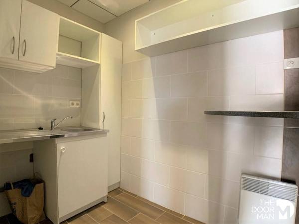 Locaux commerciaux - Loué - 51 m² - MURET | The Door Man
