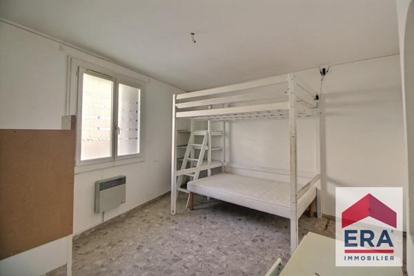 Immeuble à Mondragon - 3 appartements