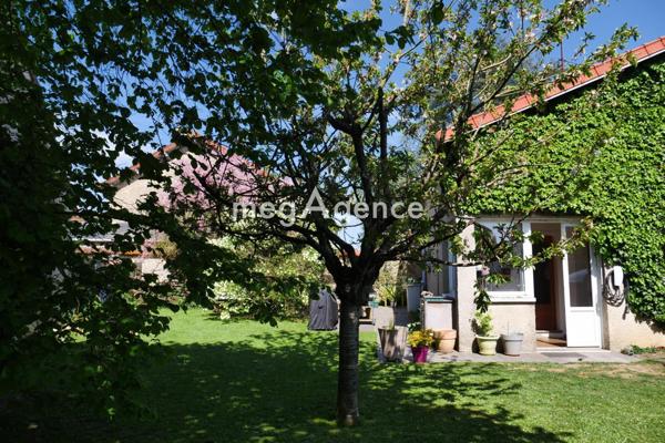Maison à LE PERRAY-EN-YVELINES, 78610 - 5 pièces 142m²