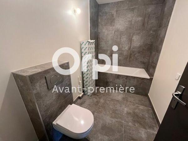Maison à vendre    8 pièces • 353,93 m2 Magny-le-Hongre