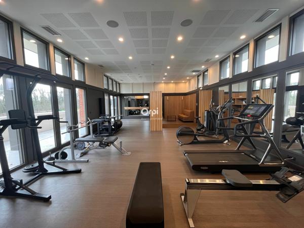 Maison à vendre    8 pièces • 353,93 m2 Magny-le-Hongre