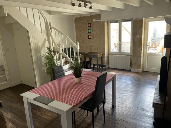 Dissay (86130) DISSAY MAISON VILLAGE TYPE 3 AVEC TERRASSE ET VUE CHATEAU !