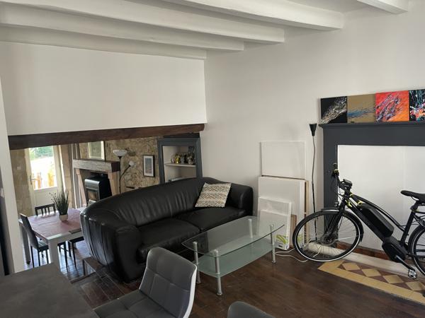 Dissay (86130) DISSAY MAISON VILLAGE TYPE 3 AVEC TERRASSE ET VUE CHATEAU !