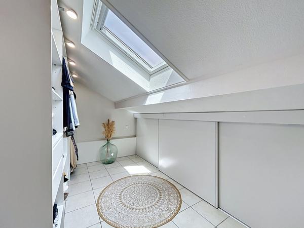 Appartement 3 pièces de 72 m² ( Carrez ) avec jardin privatif Drumettaz Clarafond