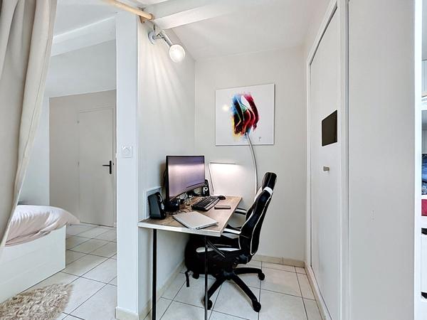 Appartement 3 pièces de 72 m² ( Carrez ) avec jardin privatif Drumettaz Clarafond