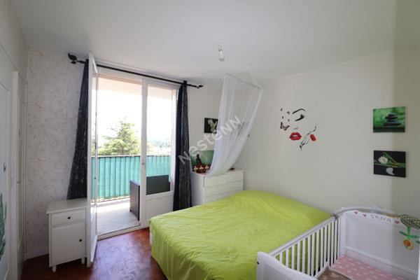 Appartement T3 - Résidence sécurisée et entretenue - Francheville Le Bas -