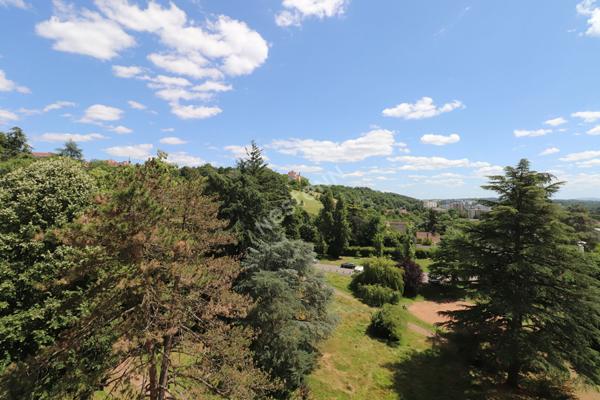 Appartement T3 - Résidence sécurisée et entretenue - Francheville Le Bas -