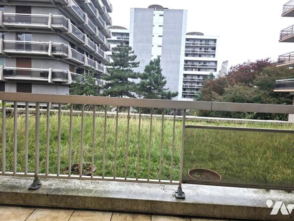 Paris 75011 - Sainte Marguerite - Appartement 3 Pièces avec une cave et possibilité de box en sus