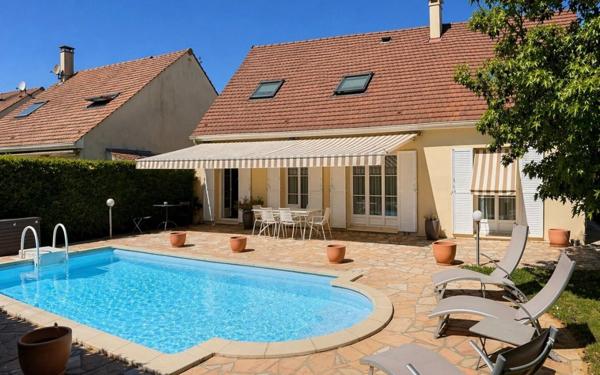 Maison à vendre    7 pièces •  Mennecy