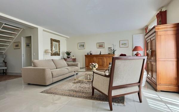 Maison à vendre    7 pièces •  Mennecy