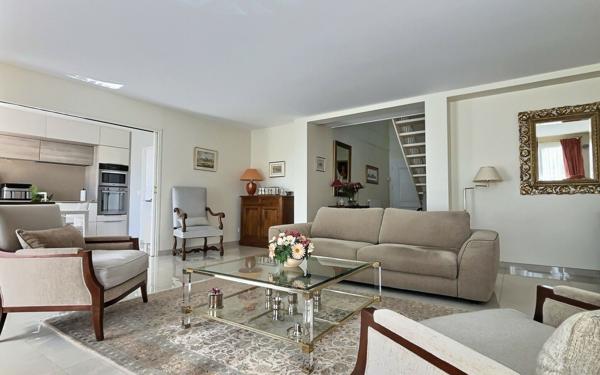 Maison à vendre    7 pièces •  Mennecy