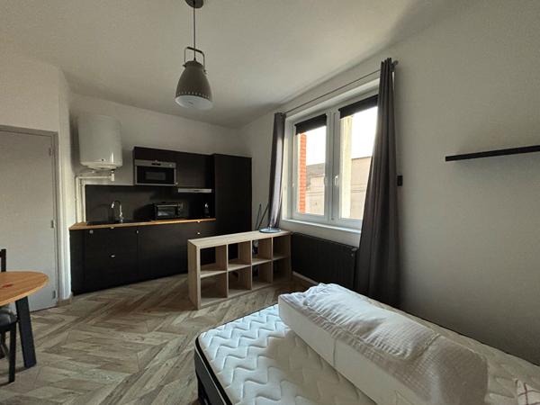 Location appartement Châlons-en-Champagne - 1 pièce(s) - 21 m² - 450 €/mois