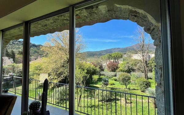 Maison à vendre    5 pièces •  Les Vans