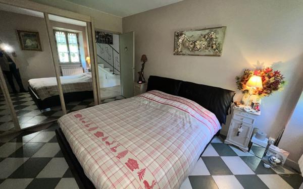 Maison à vendre    5 pièces •  Les Vans