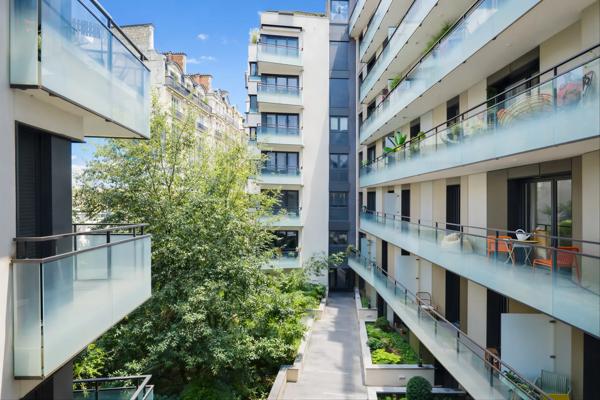 Appartement Paris 9e - CLICHY / LIÈGE
