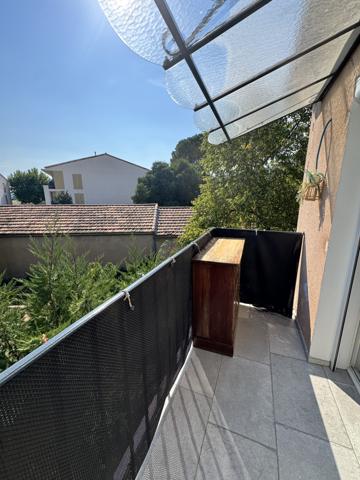 Appartement 4 pièces rénové avec balcon, parking et cave Les Arcs sur Argens