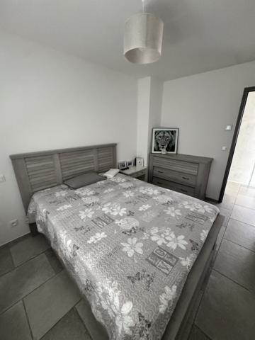 Appartement 4 pièces rénové avec balcon, parking et cave Les Arcs sur Argens