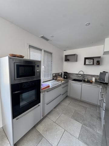 Appartement 4 pièces rénové avec balcon, parking et cave Les Arcs sur Argens