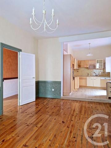 Maison à vendre  8 pièces - 130,12 m 2   ROYAT  - 63