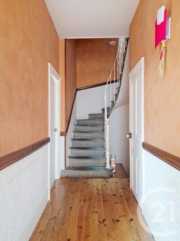 Maison à vendre  8 pièces - 130,12 m 2   ROYAT  - 63