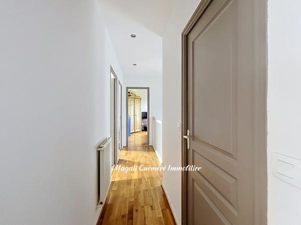 Maison 5 ch 139 m² avec superbe vue dégagée au pied des comodités