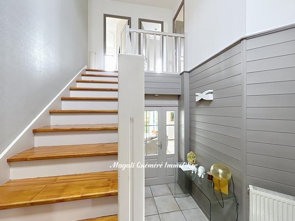 Maison 5 ch 139 m² avec superbe vue dégagée au pied des comodités