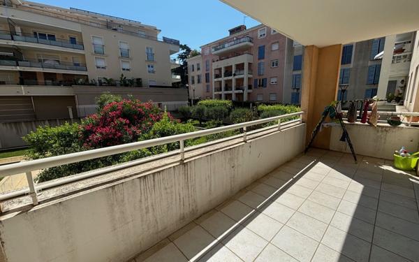 Appartement à louer    2 pièces • 43 m2 Cagnes-sur-Mer