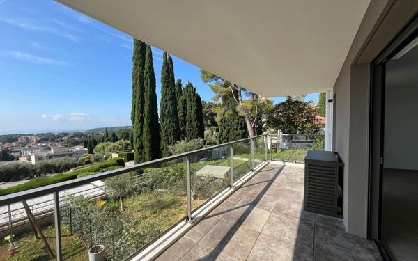 Appartement à vendre    2 pièces • 62,85 m2 Vence