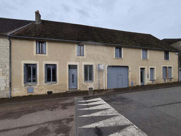 Immeuble 7 chambre(s) à vendre - Mesves-sur-Loire, Nièvre - 58