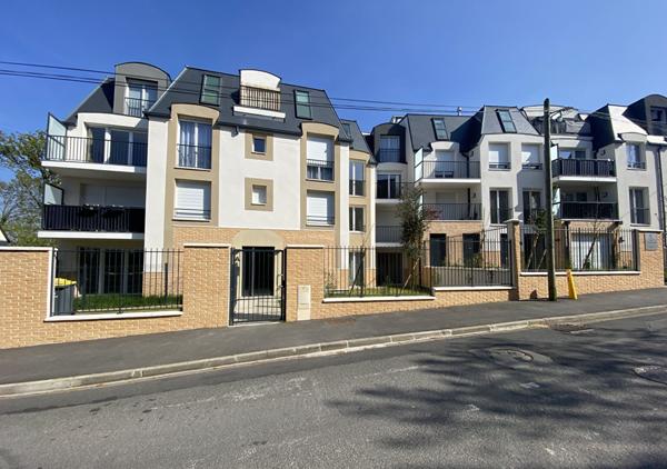 VENTE : appartement de 3 pièces (61 m²) à COMBS LA VILLE