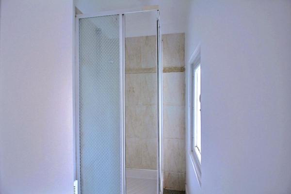 T2 de 36 M² en rez-de-chaussée, petite résidence en pierre, calme & hyper-centre