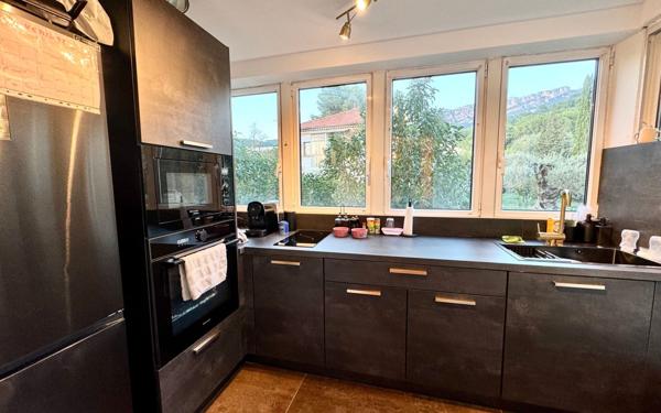 Appartement à vendre    4 pièces • 69,41 m2 La Valette-du-Var