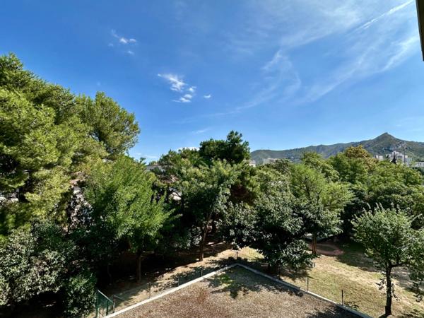 Marseille 10ème, T4 de 90,52 m² + cave + balcon au calme absolu !