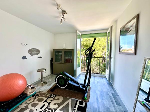 Marseille 10ème, T4 de 90,52 m² + cave + balcon au calme absolu !