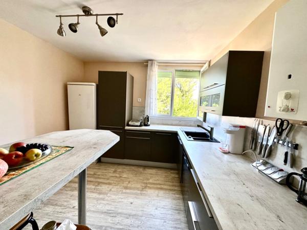 Marseille 10ème, T4 de 90,52 m² + cave + balcon au calme absolu !