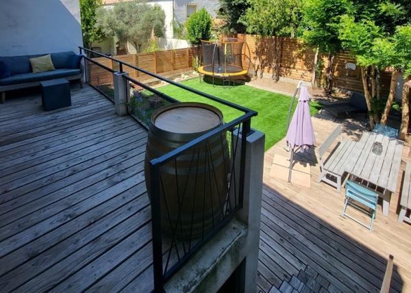 Maison de ville au calme