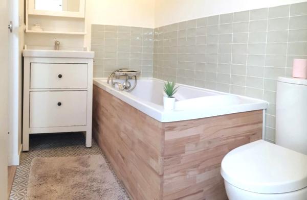 Maison de ville au calme