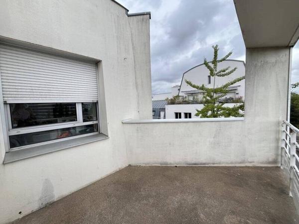Appartement 1 pièce                                        - 35000 Rennes Réf : 2405