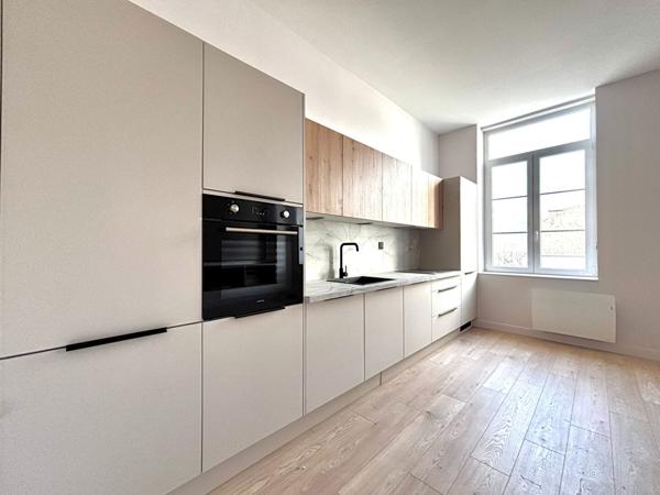 À VENDRE : Appartement T3 rénové dans résidence de standing
