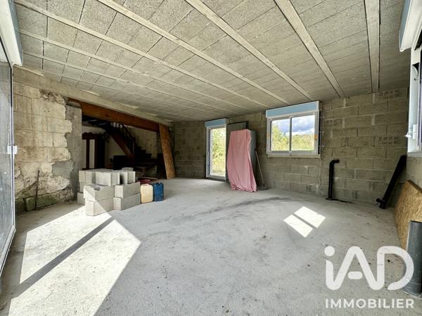 Maison à vendre 4 pièces 150 m² Chinon