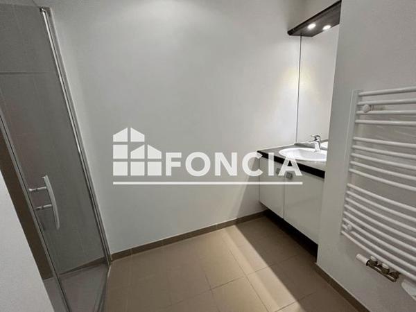 Location Appartement 4 pièces 91 m² - 8/10 RUE DES HIBISCUS Saint Nazaire 44600