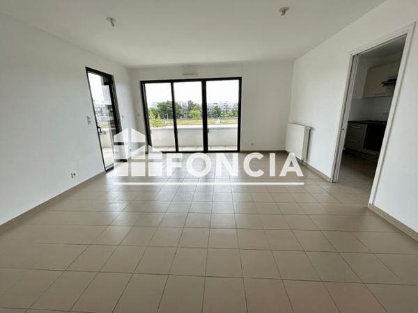 Location Appartement 4 pièces 91 m² - 8/10 RUE DES HIBISCUS Saint Nazaire 44600