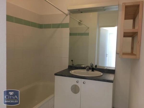 Appartement à louer 3 pièces 67.64m²