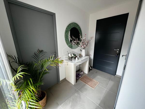 A VENDRE Entraigues Sur La Sorgue  Maison 4 pièce(s) 85 m²