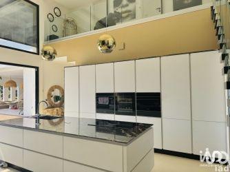 Maison à vendre 6 pièces 200 m² Bandol