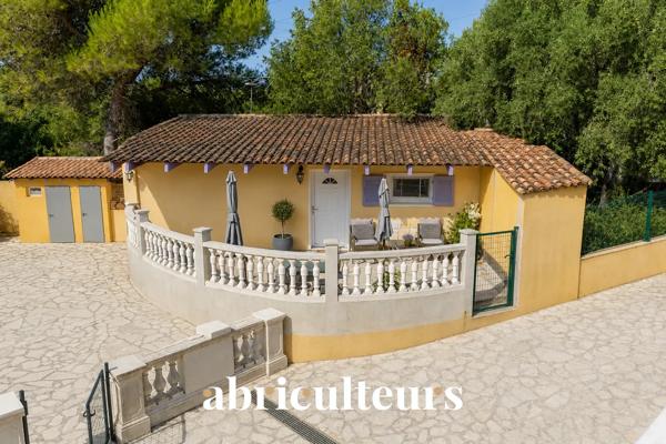 Villa familiale de 230 m² avec beaux volumes en vente à les Pennes-Mirabeau.(13170)