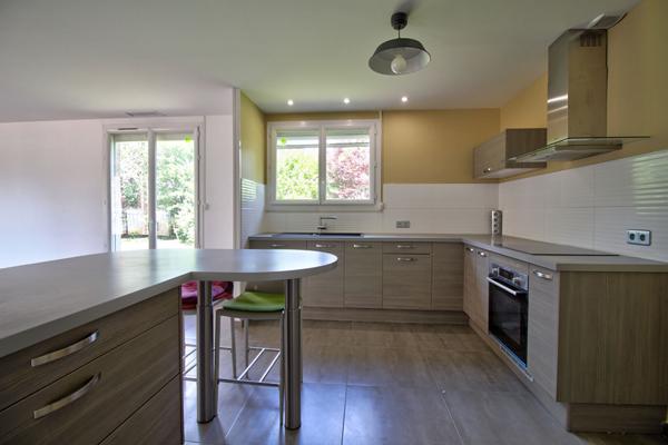 BOÉ - Maison plain-pied rénovée de 4 chambres de 123m² avec garage et jardin.