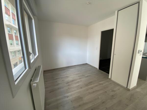 T1 NEUF AVEC BALCON - Clermont-Province